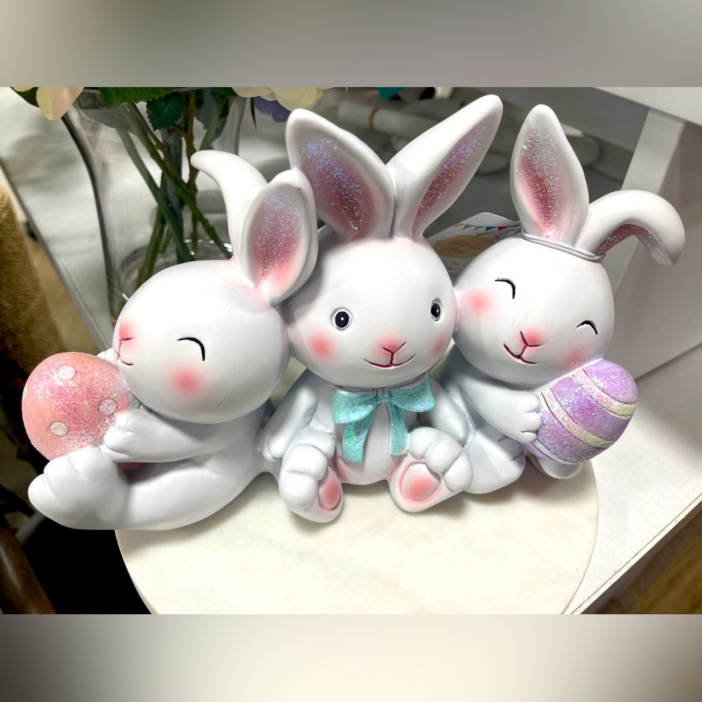 Easter Bunny 🐰Trio With Pastel Pink Glitter Eggs & Ears Resin Tabletop Decor NWT